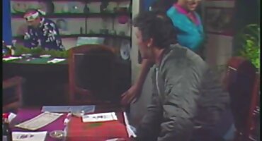 truyện sex tra tấn Nga hút và kéo dài khe chặt chẽ của cô. sex nhanh