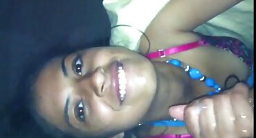 sex châu âu sweetie fox Chị gái hút và nuốt tinh vụng trộm sex trùng.