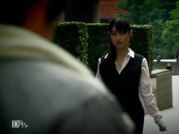 sex hôn vú Nữ quái nứng, gạ tình người lạ vào khách sạn